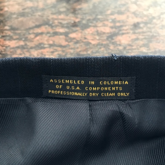 Oscar De La Renta Vintage three piece suit 44R USA - Picture 3 of 8